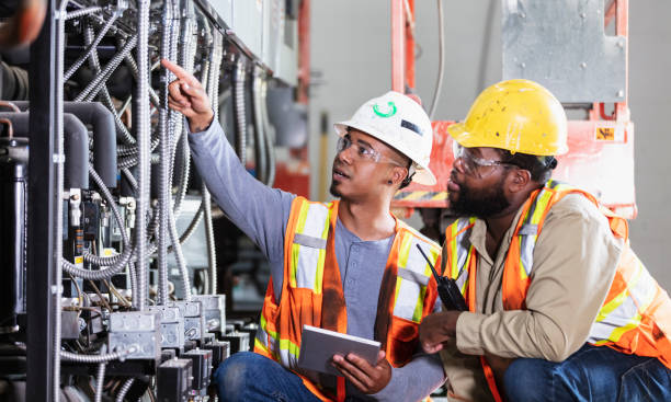 Best Electrical Contractors for Businesses  in Huntsville, TN